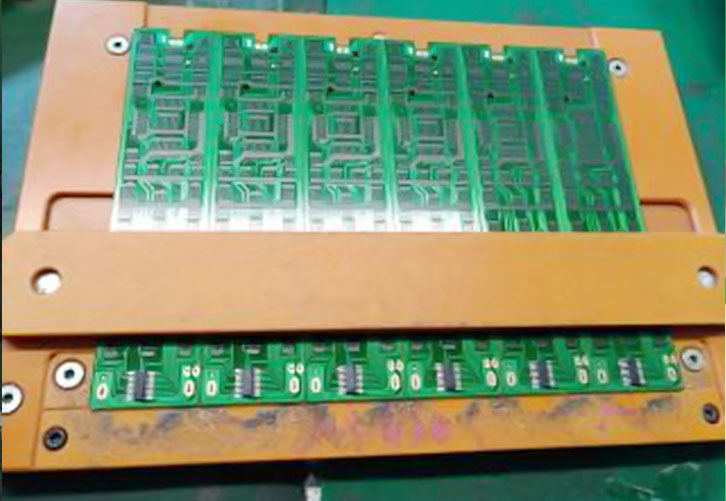 遙控器PCB板五金件自動雙頭焊錫機器人